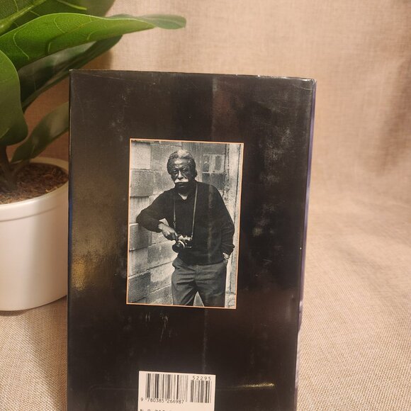 Gordon Parks "Voices In The Mirror" - An Autobiography Hard Cover Copyright 1990 - Picture 2 of 15